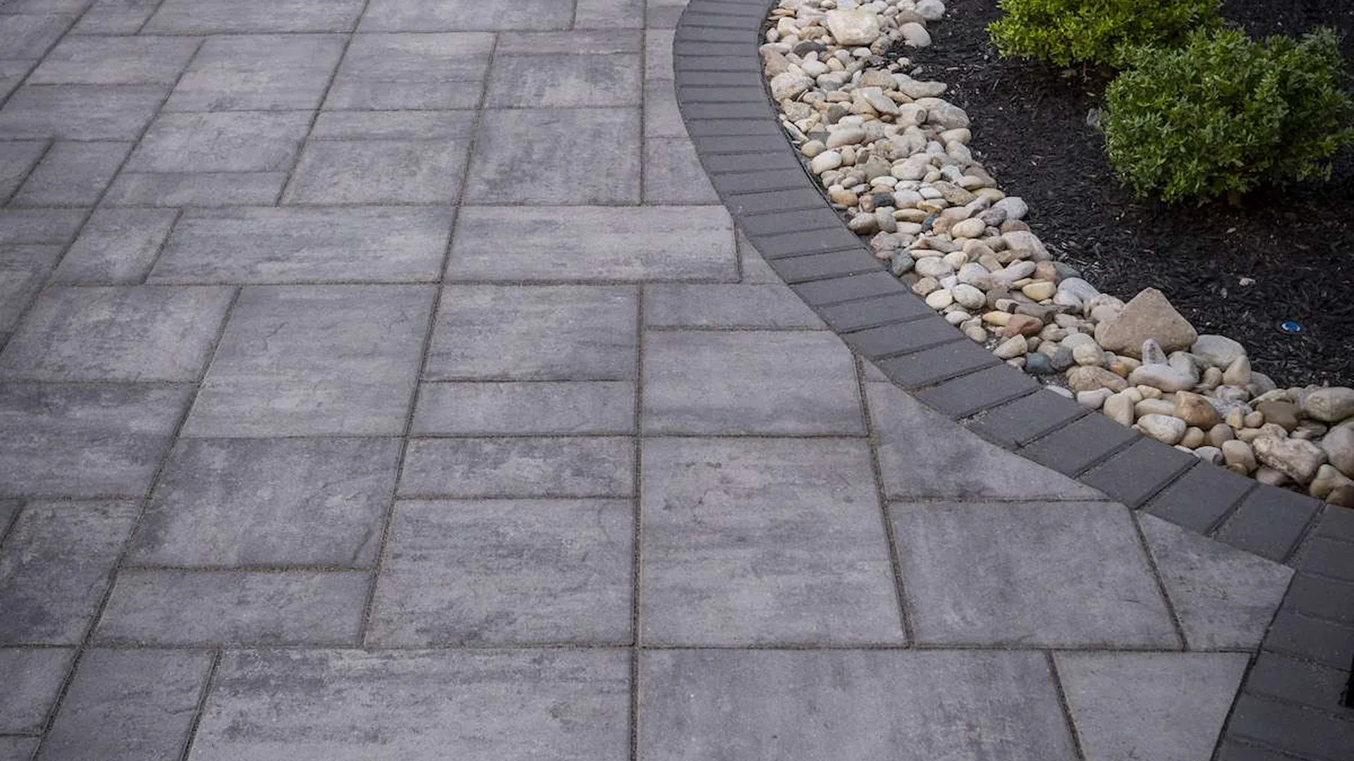 Completed paver installation by a trusted Florida paver contractor Completed paver installation by a trusted Florida paver contractor