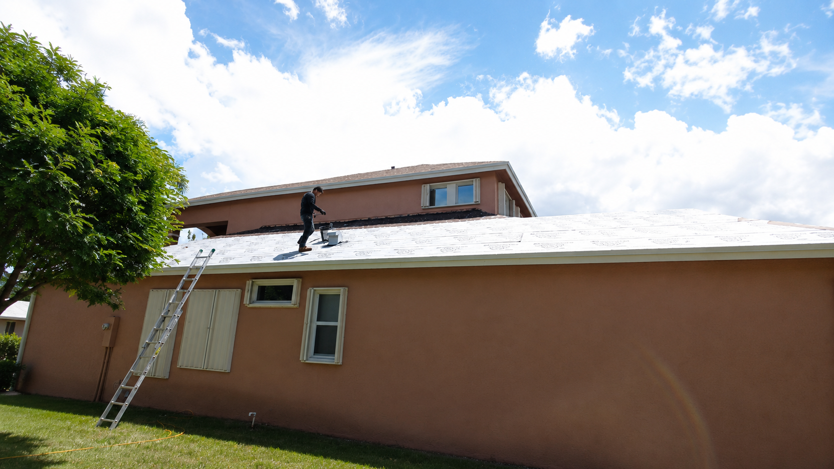 Local roofing technician inspecting a home in Plant City, FL Local roofing technician inspecting a home in Plant City, FL